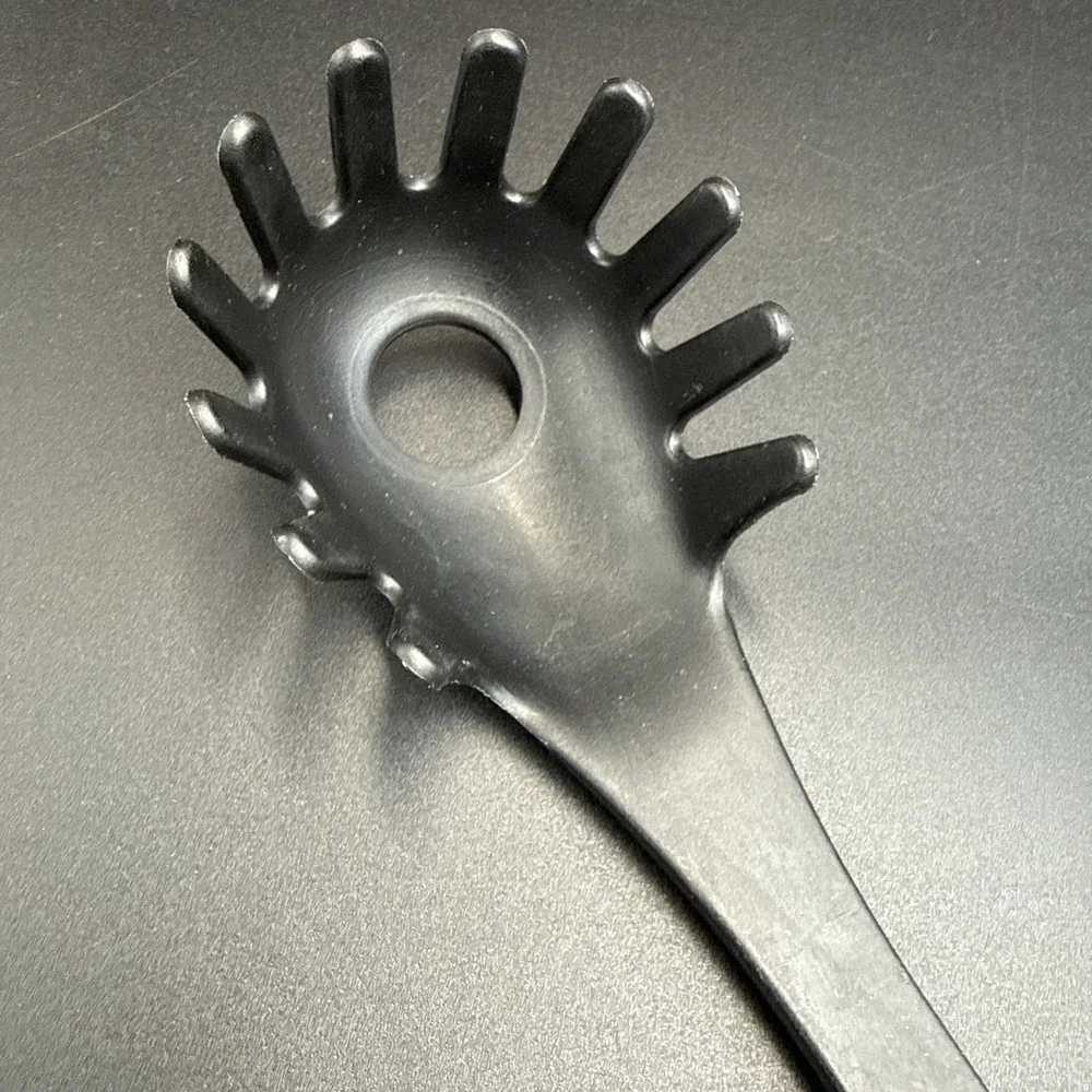 CALPHALON Black Nylon Pasta Spaghetti Serving Cooking Utensil Heat Resistant 400